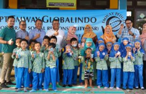 EMWAY Global Indo’s Monthly CSR Initiative: Promoting Education Awareness through Generous Donations